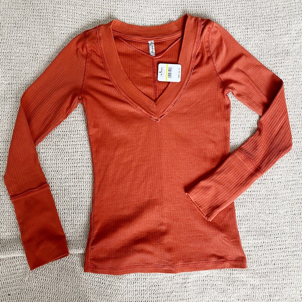 NEW Free People V-neck longsleeve